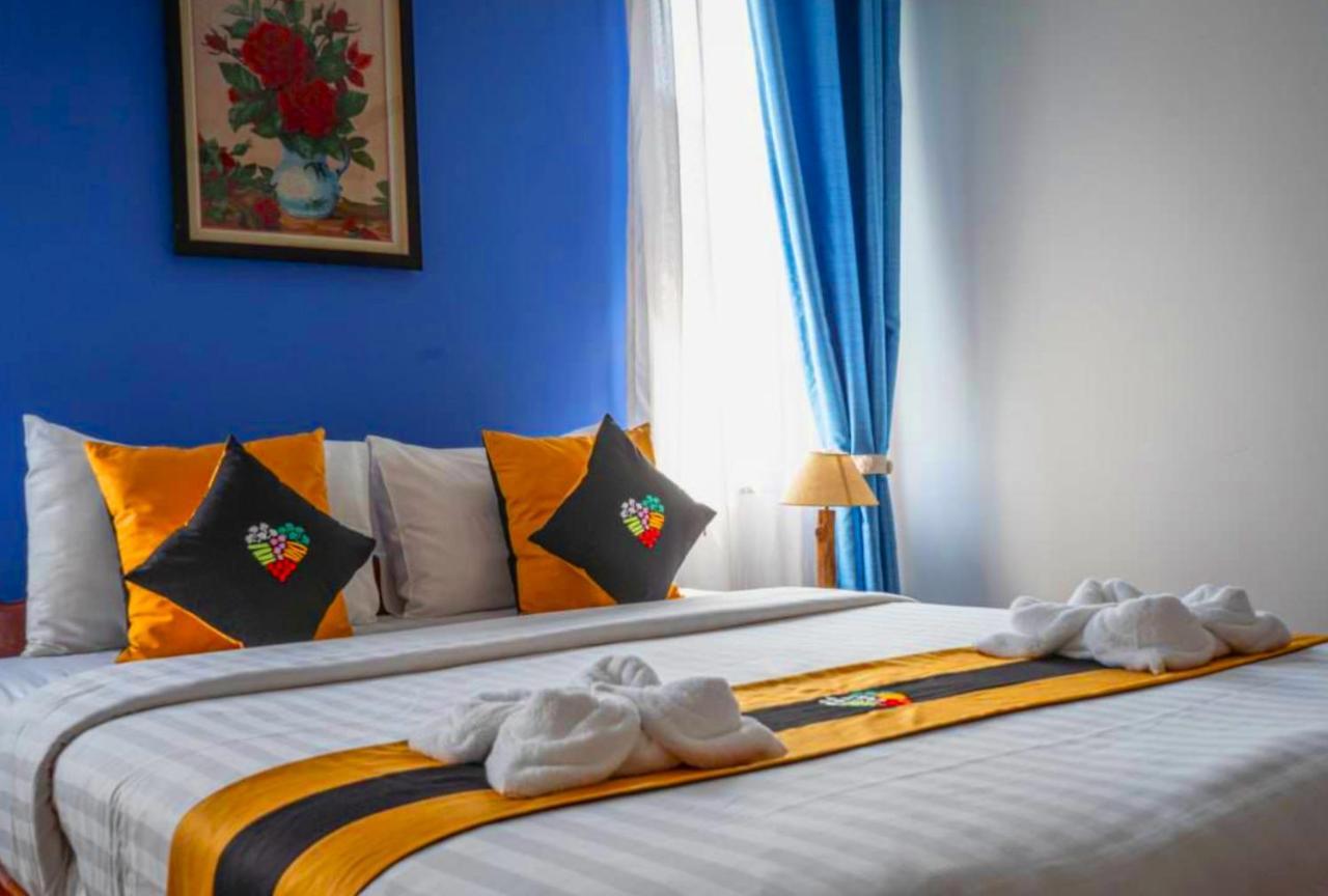 Antonios Villa Hotel Siem Reap Extérieur photo