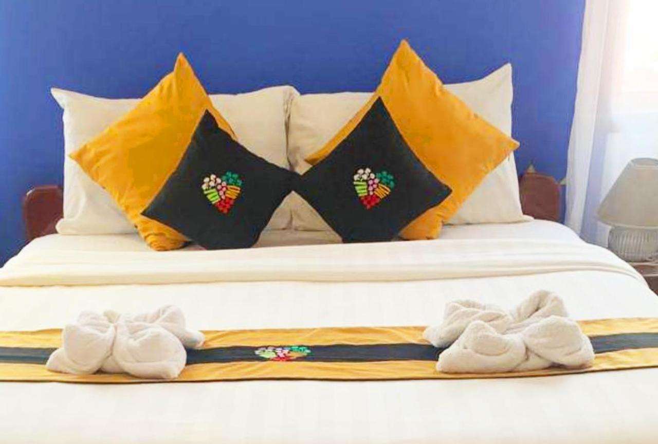 Antonios Villa Hotel Siem Reap Extérieur photo